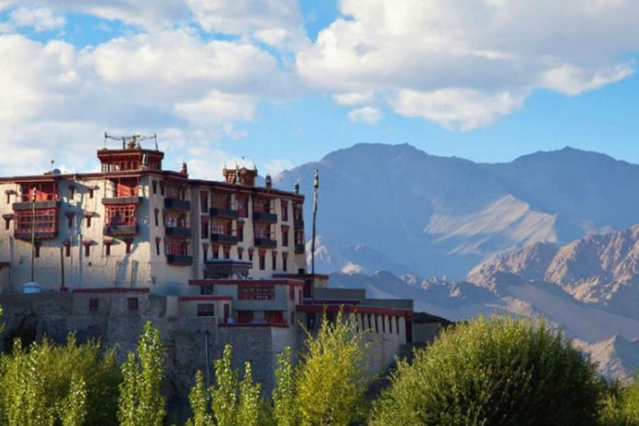 8 Nights 9 Days Ladakh Package