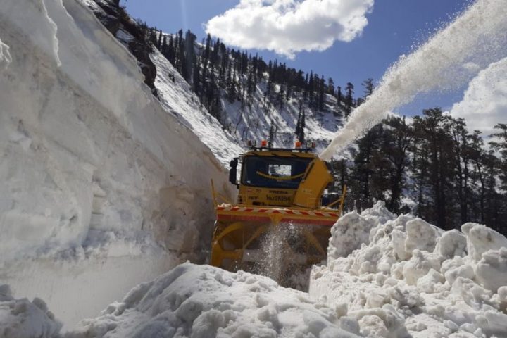 Official snow clearance started on Manali Leh highway from Gulaba near Manali