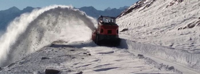 Snow cutter clears snow on Manali-Leh highway