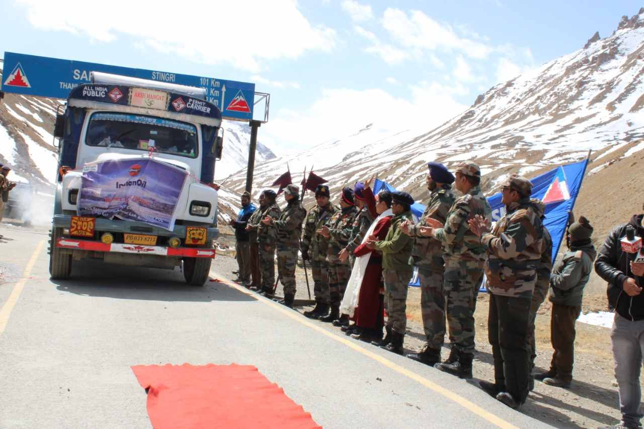 Manali Leh road opens