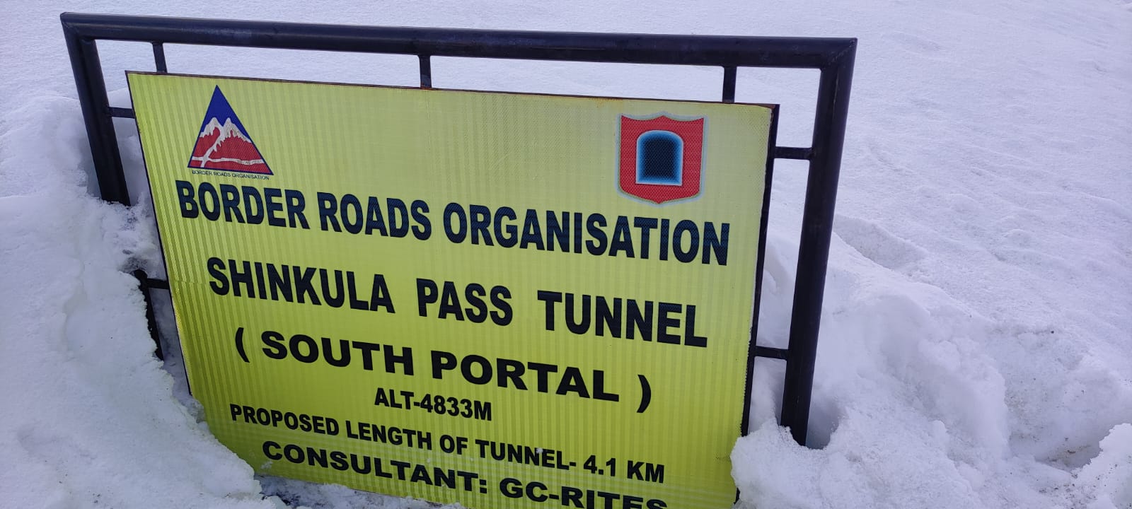 Shinku-la (Shinkun la) tunnel site at south side of Shinkula pass. Photo- discoverlehladakh.in