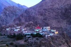 Complete Zanskar Valley Tour Package from Leh - Small