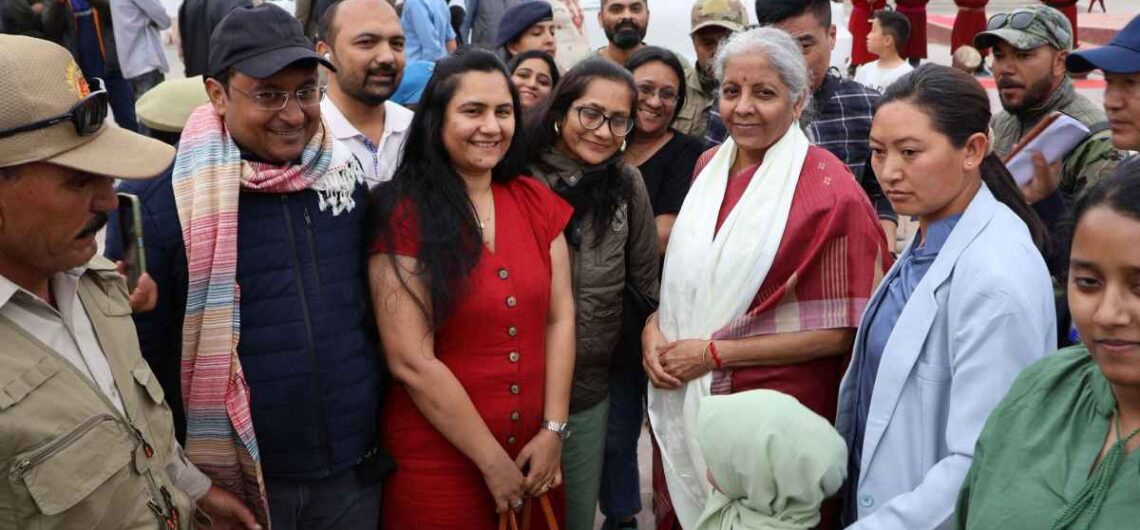 Union Minister Nirmala Sitharaman with tourists at Sindhu Ghat at Shey in Leh (Ladakh)